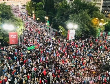 Α.Τσίπρας από το Σύνταγμα: «Δεν θα ξαναδώσουμε τα κλειδιά του ταμείου σε αυτούς που το χρεωκόπησαν»